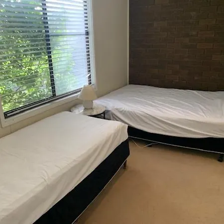 City Lights Holiday Park Tamworth Room photo