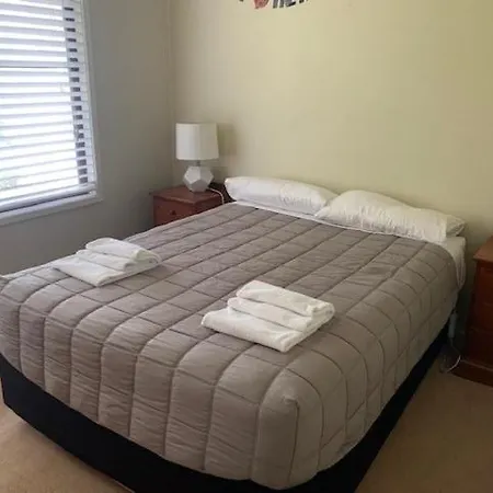 City Lights Holiday Park Tamworth Room photo