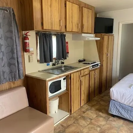 City Lights Holiday Park Tamworth Room photo